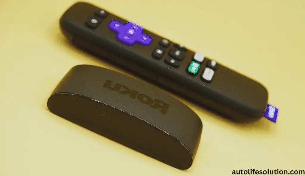 Illustration of a Roku TV screen repeatedly blinking back to the home screen