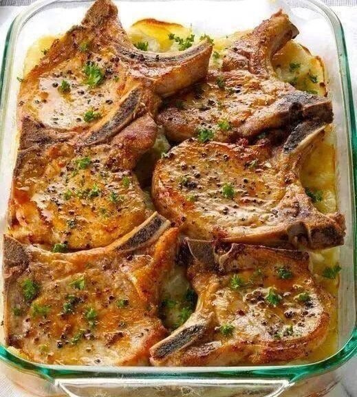 Pork Chops with Scalloped Potatoes